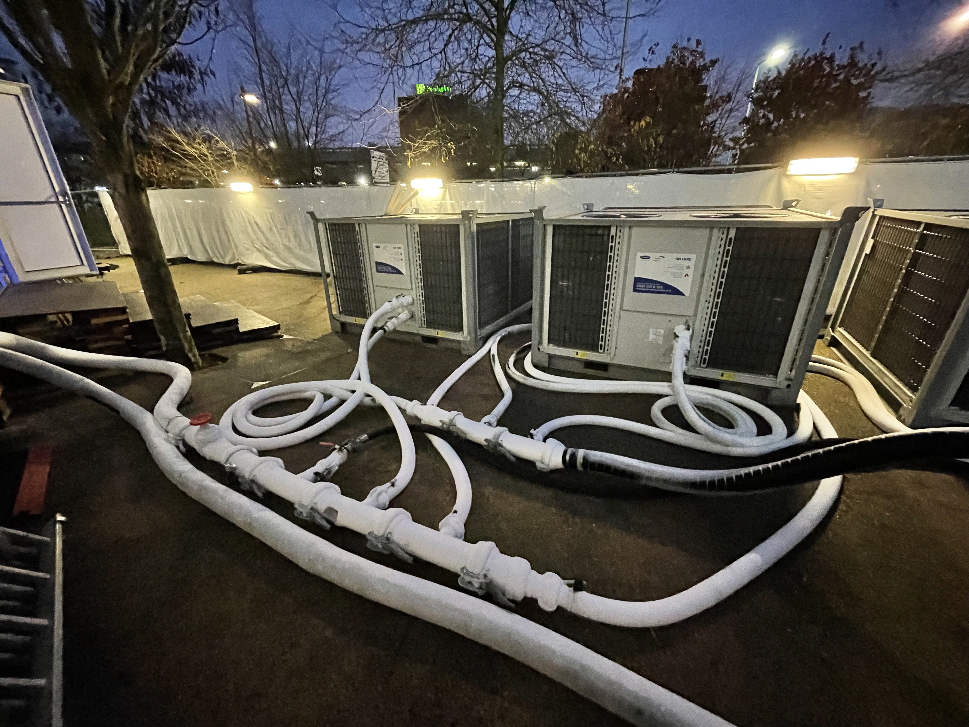 Ice rink refrigeration pipework